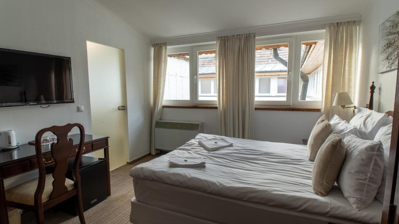Opera16 Guestrooms Budapeste Exterior foto